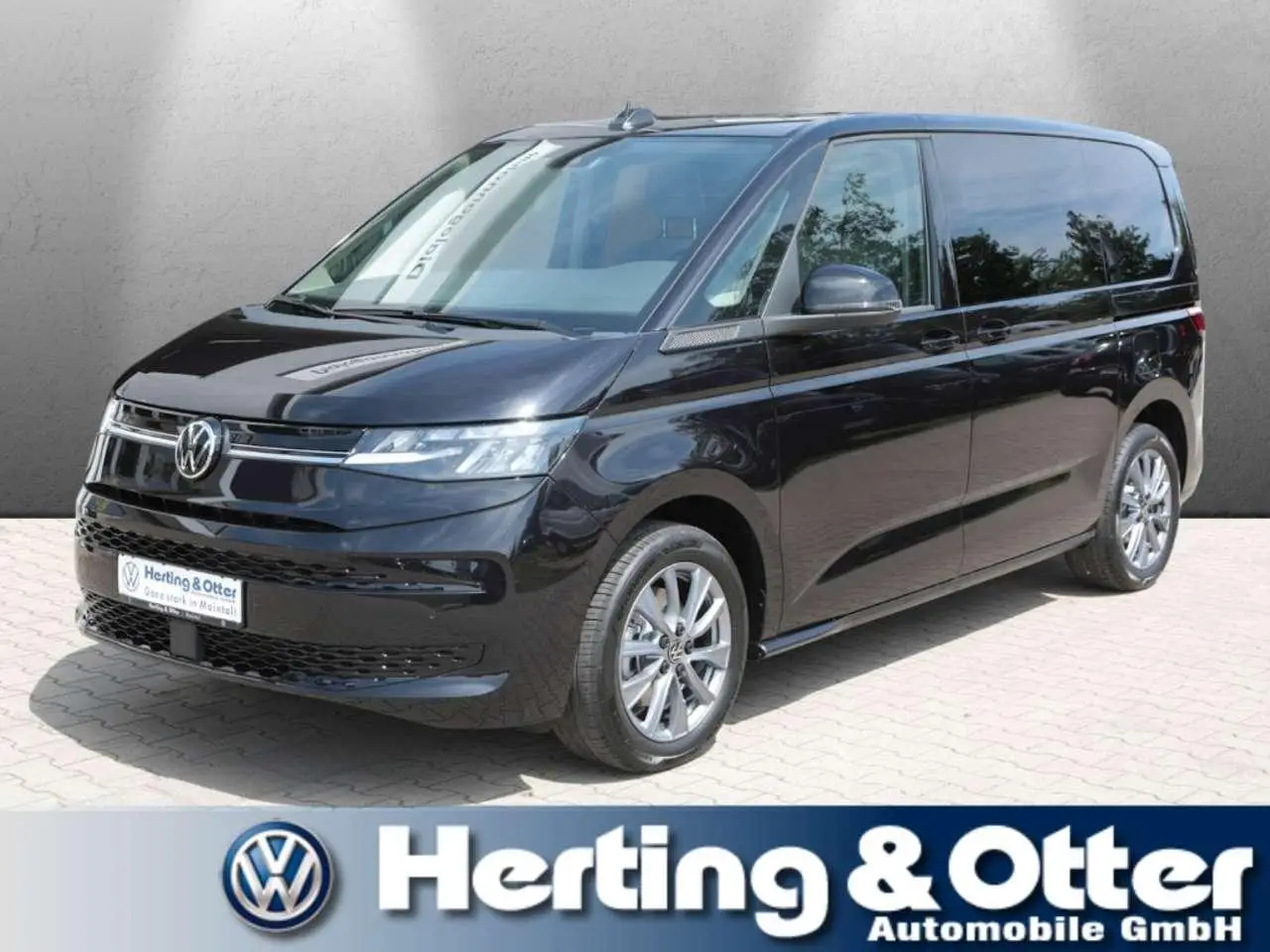 Photo 1 : Volkswagen T7 2024 Hybrid