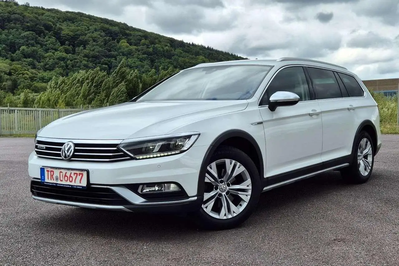 Photo 1 : Volkswagen Passat 2019 Diesel