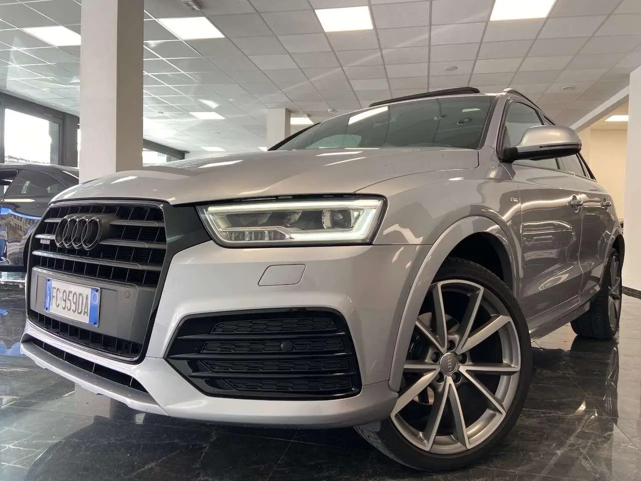 Photo 1 : Audi Q3 2016 Diesel