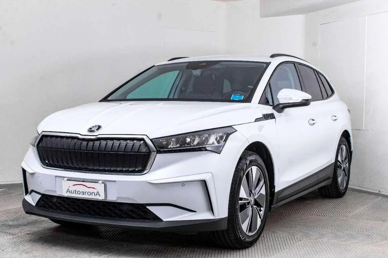 Photo 1 : Skoda Enyaq 2021 Électrique