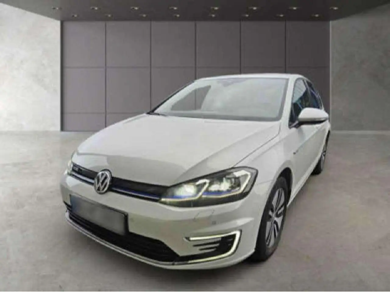 Photo 1 : Volkswagen Golf 2020 Electric