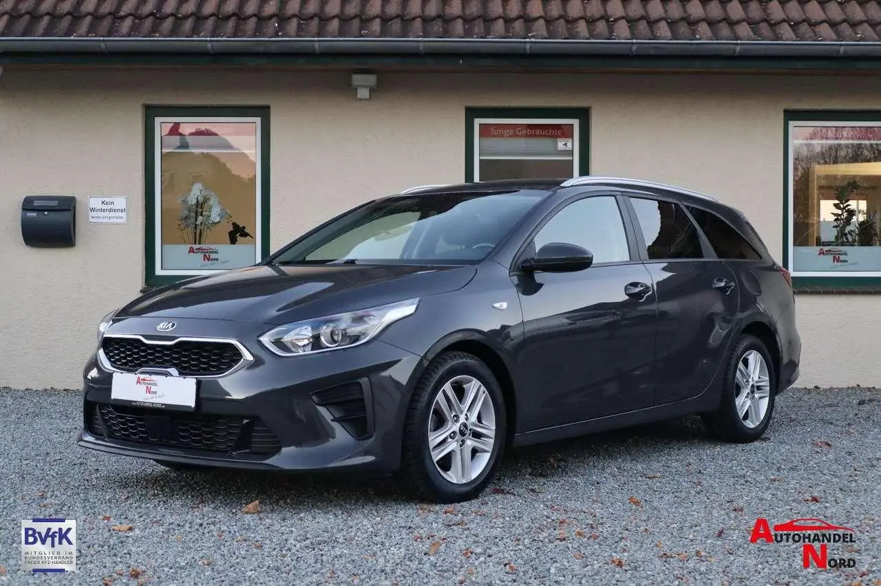 Photo 1 : Kia Ceed 2021 Petrol