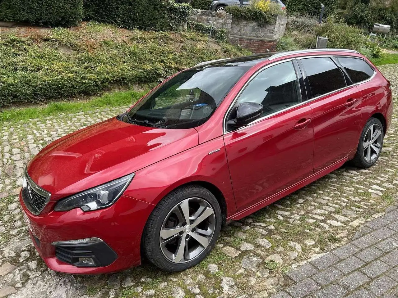 Photo 1 : Peugeot 308 2017 Diesel