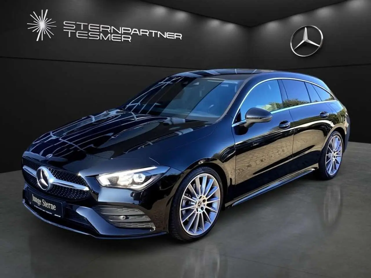 Photo 1 : Mercedes-benz Classe Cla 2023 Essence