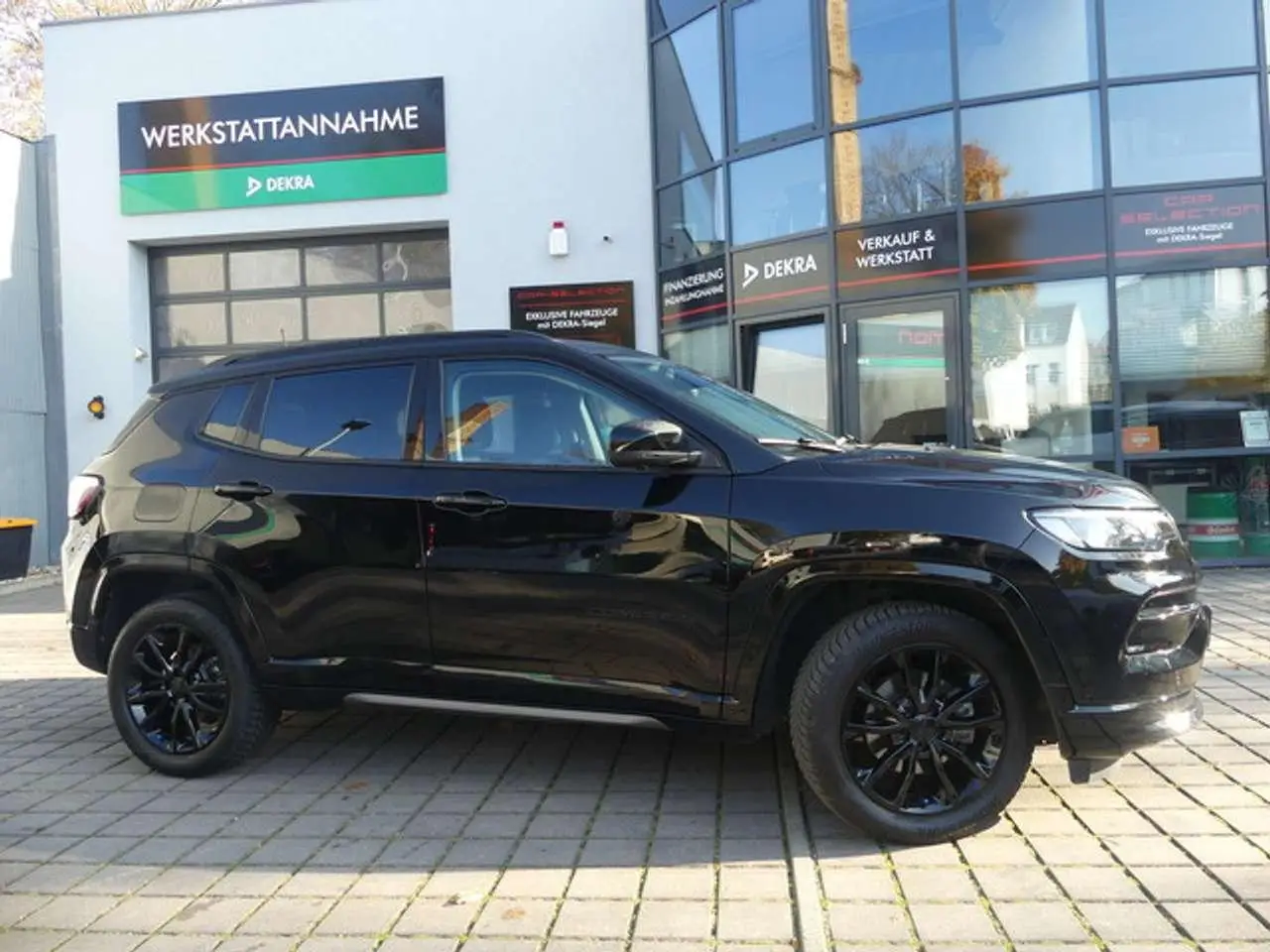 Photo 1 : Jeep Compass 2023 Hybrid