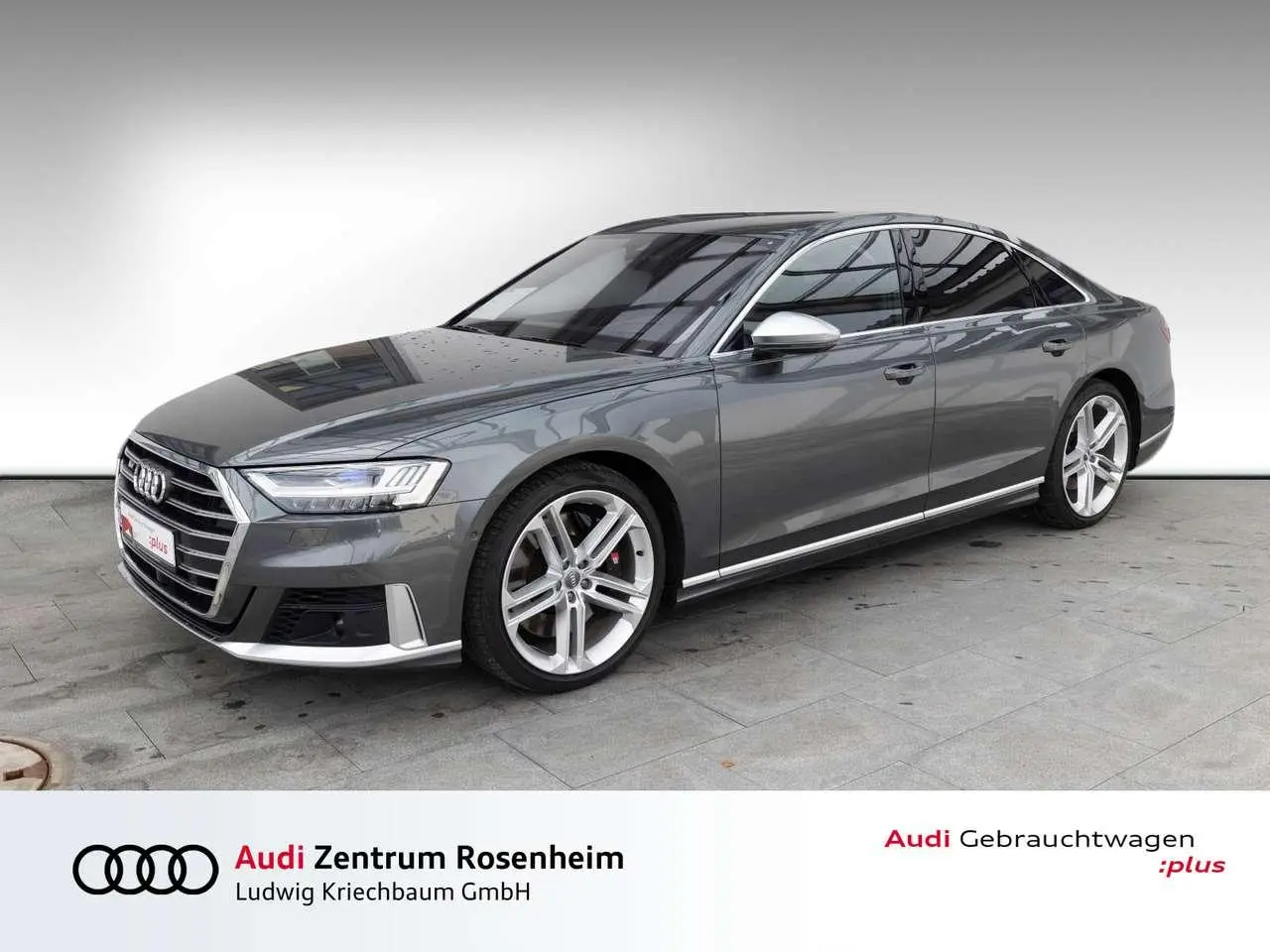 Photo 1 : Audi S8 2020 Essence