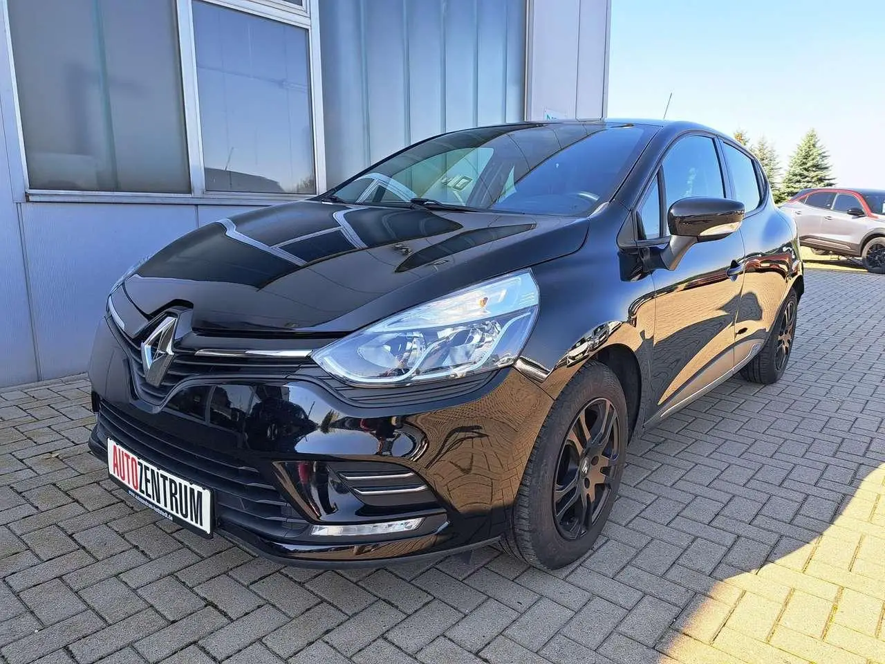 Photo 1 : Renault Clio 2017 Petrol