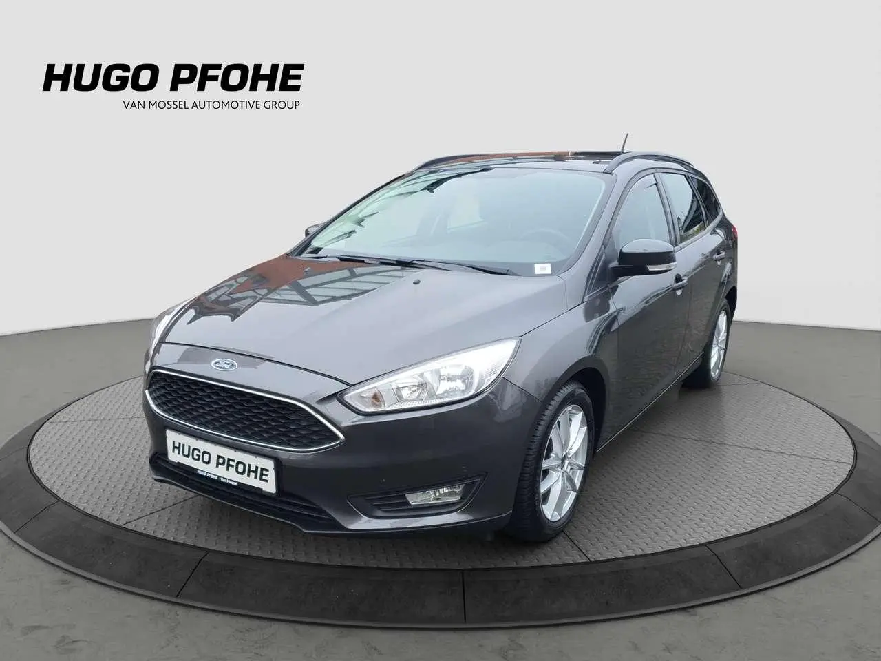 Photo 1 : Ford Focus 2018 Petrol