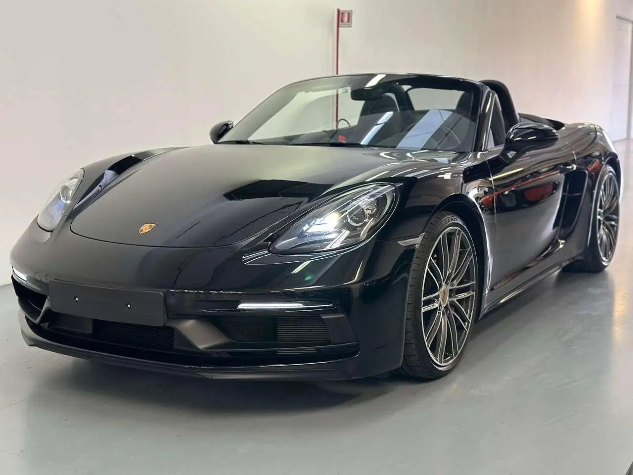 Photo 1 : Porsche Boxster 2023 Essence