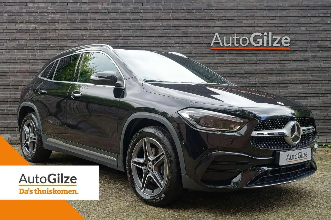 Photo 1 : Mercedes-benz Classe Gla 2022 Hybrid