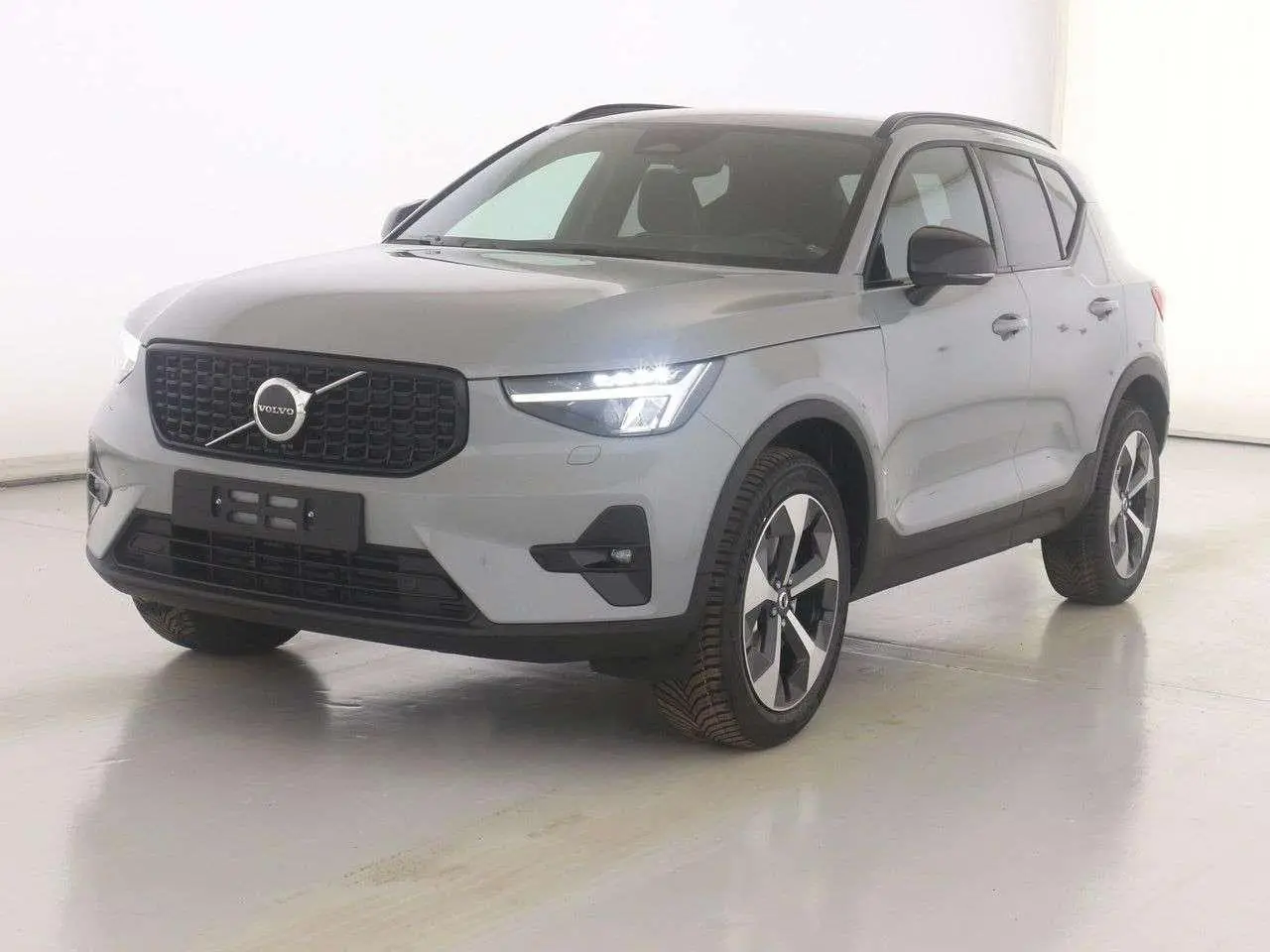 Photo 1 : Volvo Xc40 2024 Essence