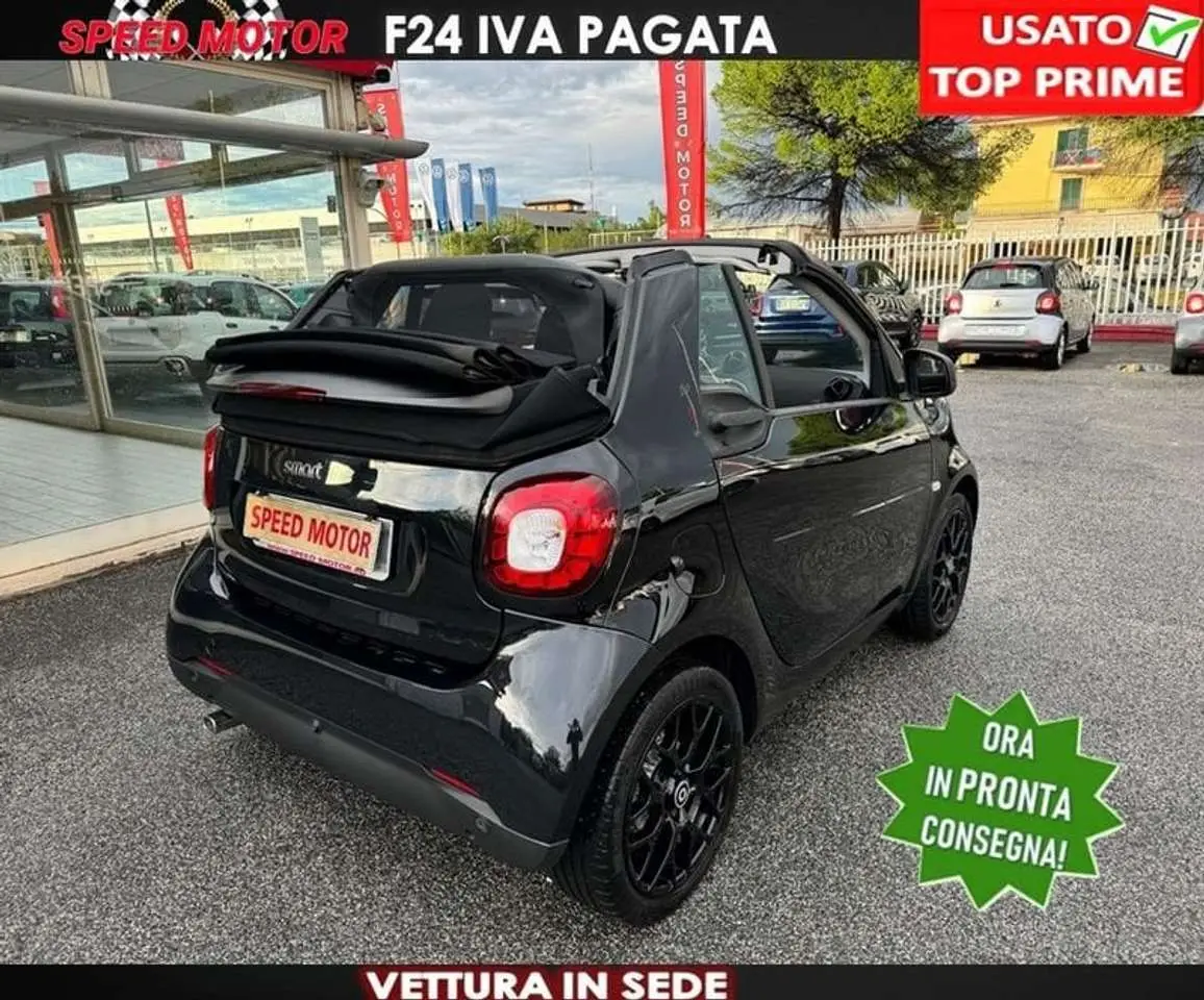 Photo 1 : Smart Fortwo 2018 Petrol