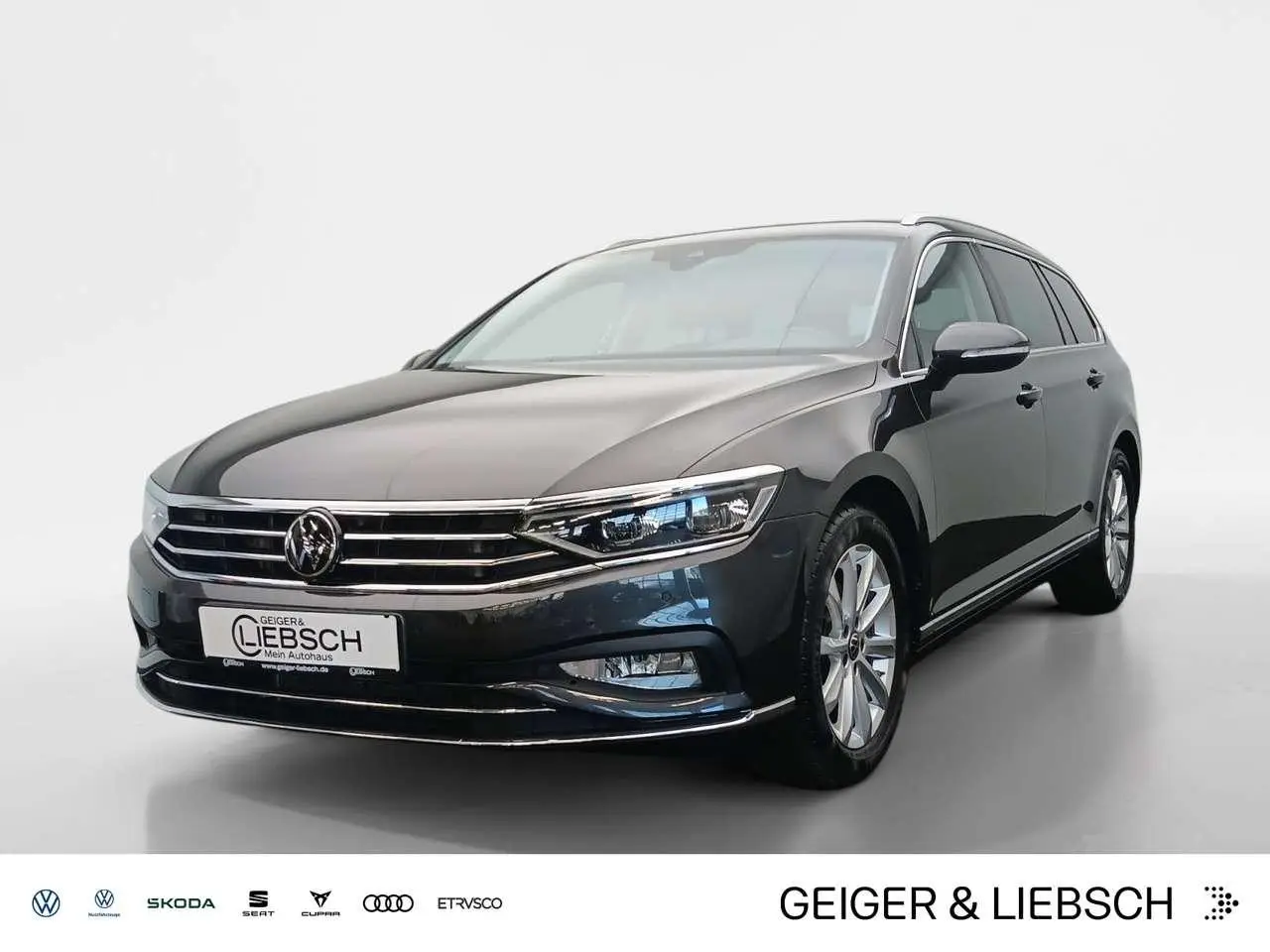 Photo 1 : Volkswagen Passat 2023 Diesel