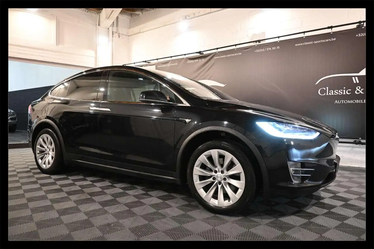 Photo 1 : Tesla Model X 2017 Électrique