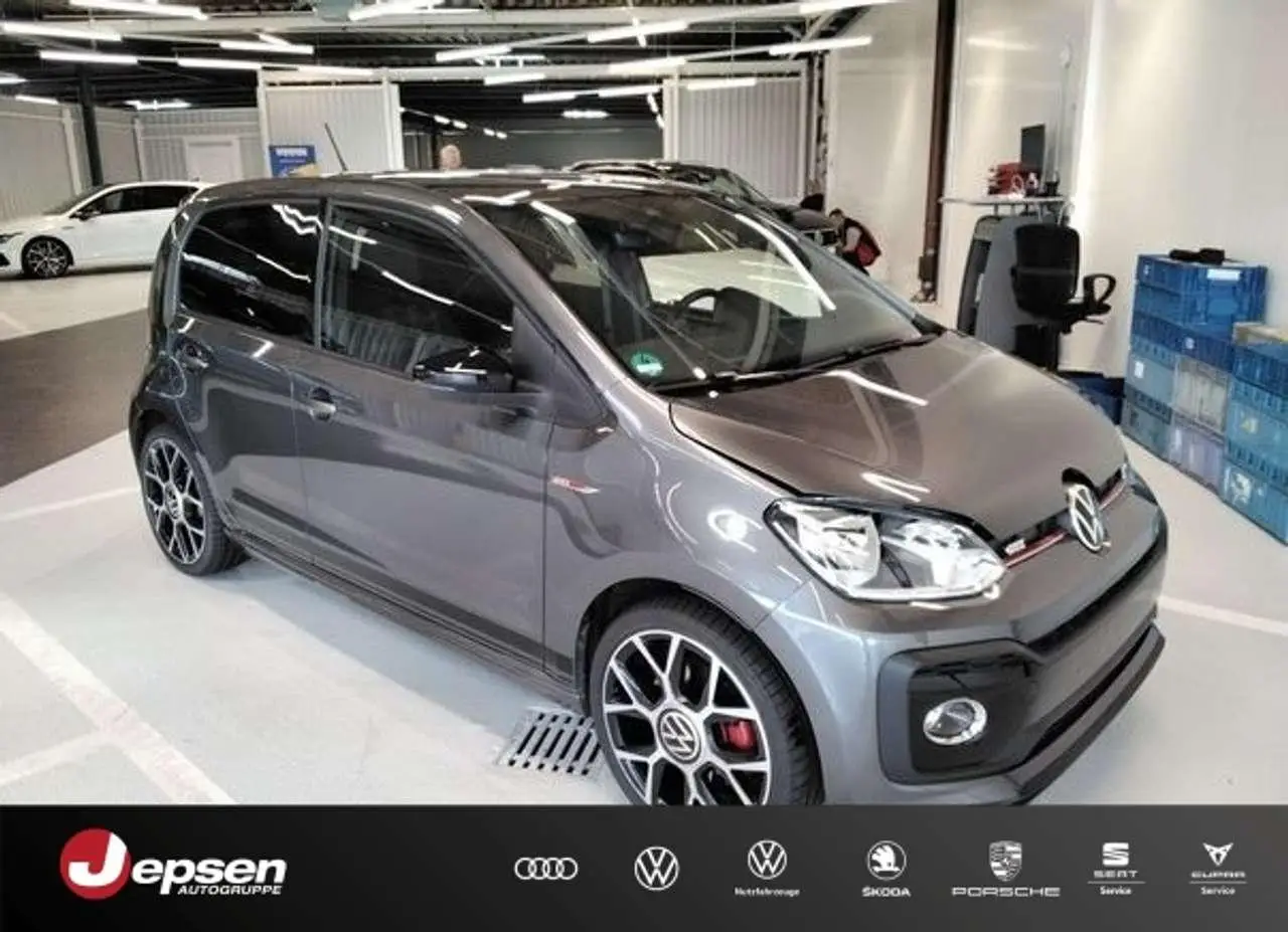 Photo 1 : Volkswagen Up! 2022 Essence