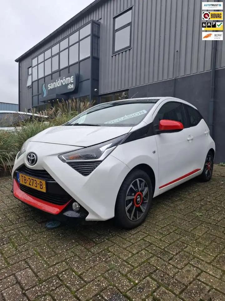 Photo 1 : Toyota Aygo 2018 Essence