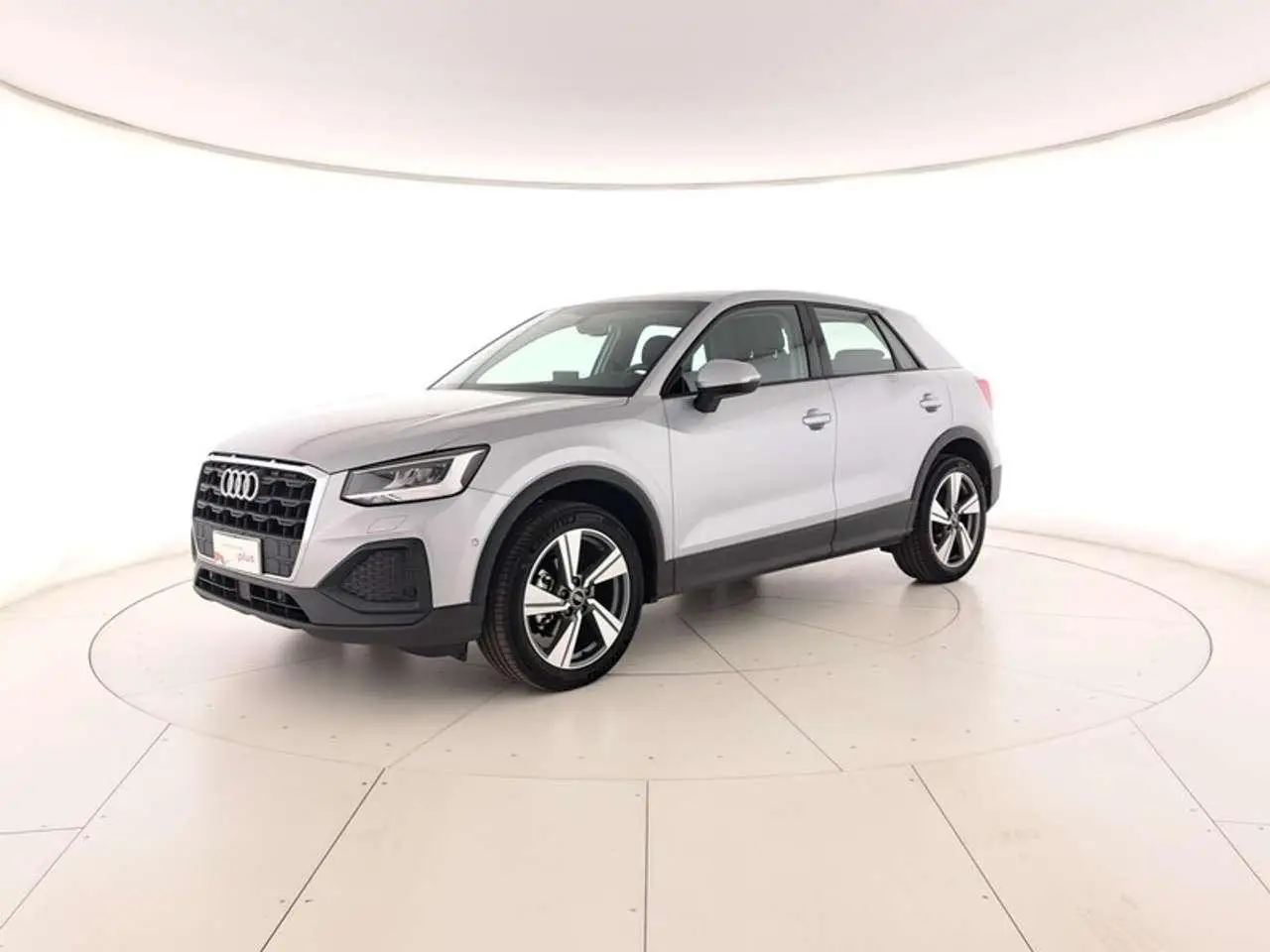 Photo 1 : Audi Q2 2021 Essence