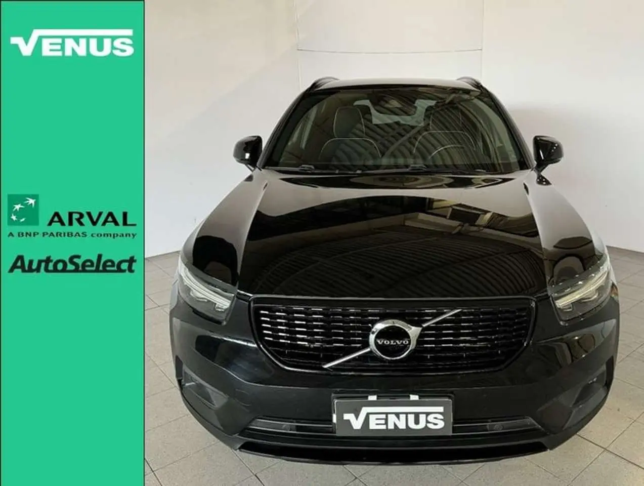 Photo 1 : Volvo Xc40 2021 Hybride