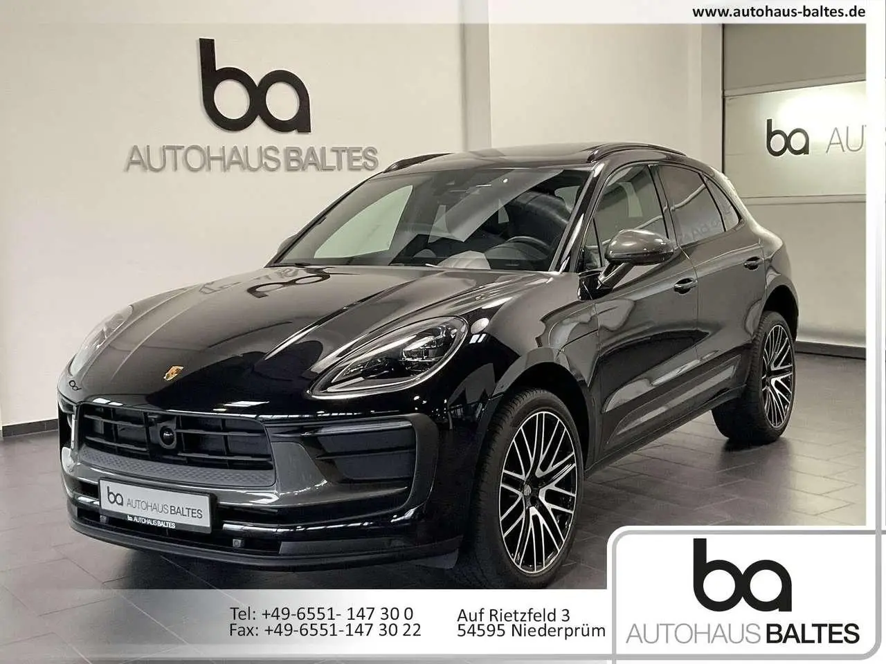 Photo 1 : Porsche Macan 2024 Essence