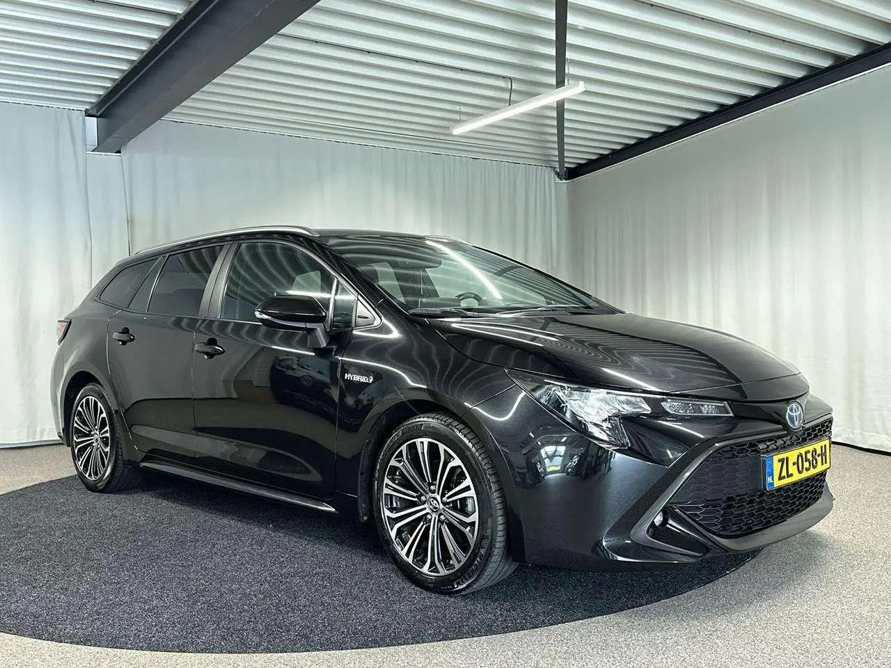 Photo 1 : Toyota Corolla 2019 Hybrid