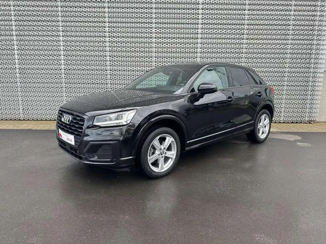 Photo 1 : Audi Q2 2020 Petrol