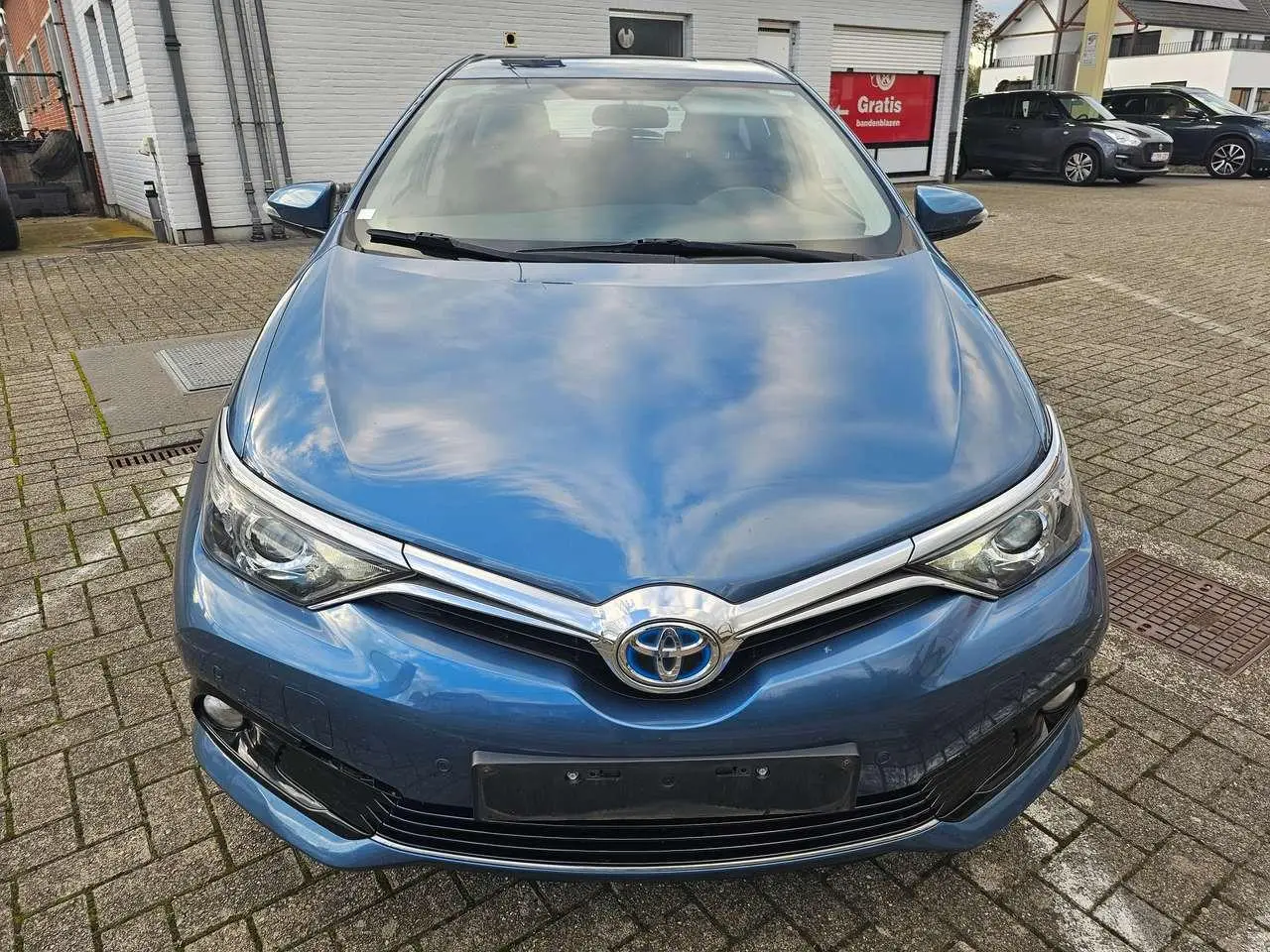 Photo 1 : Toyota Auris 2016 Hybride