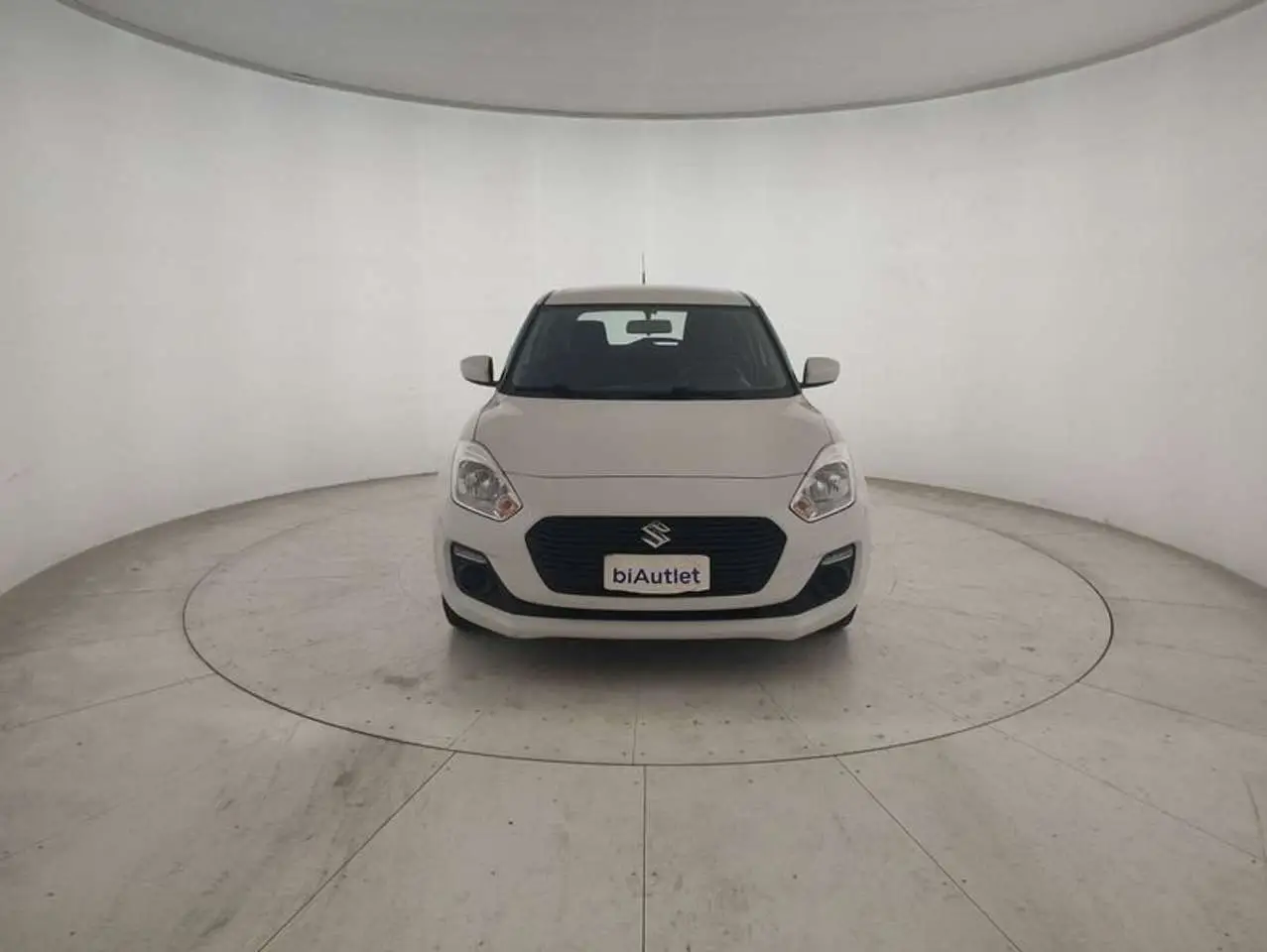 Photo 1 : Suzuki Swift 2018 Essence