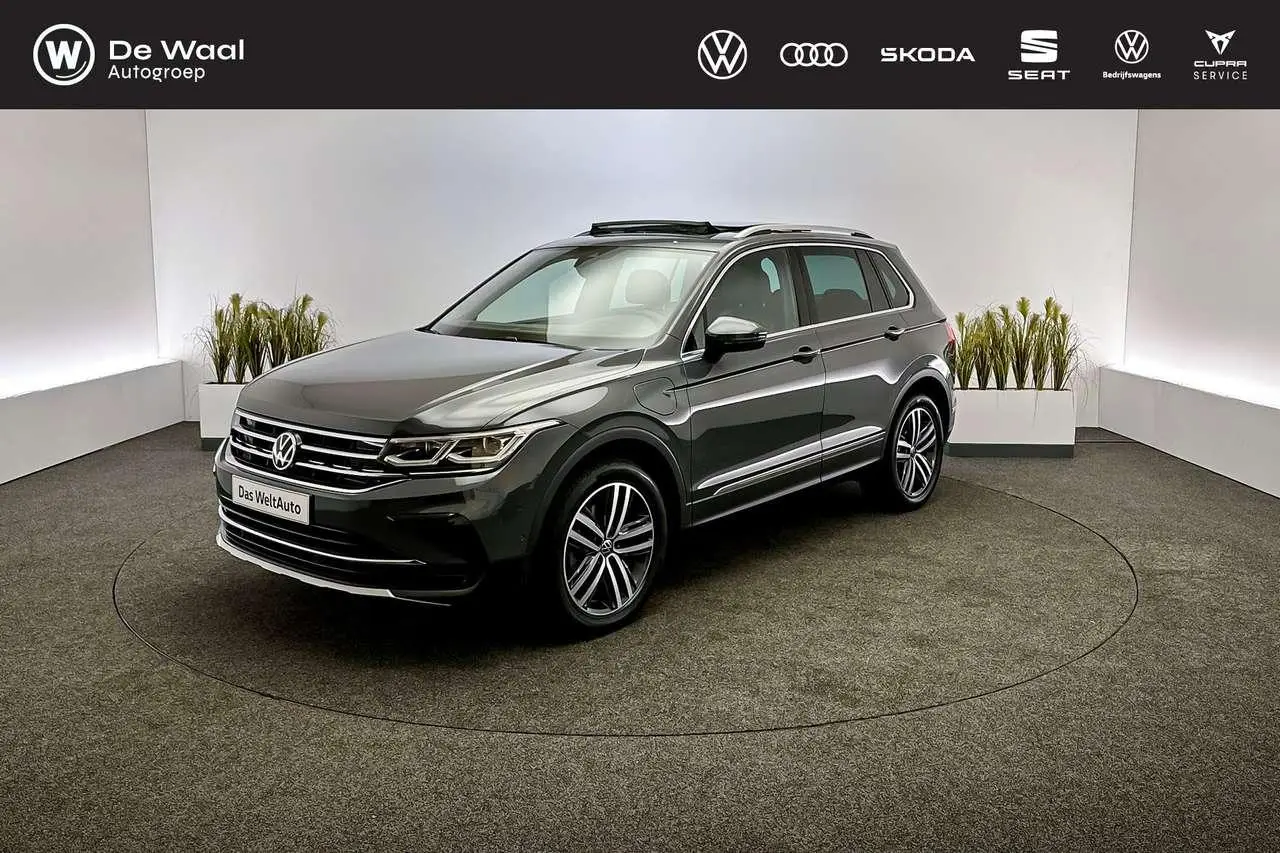 Photo 1 : Volkswagen Tiguan 2021 Hybrid