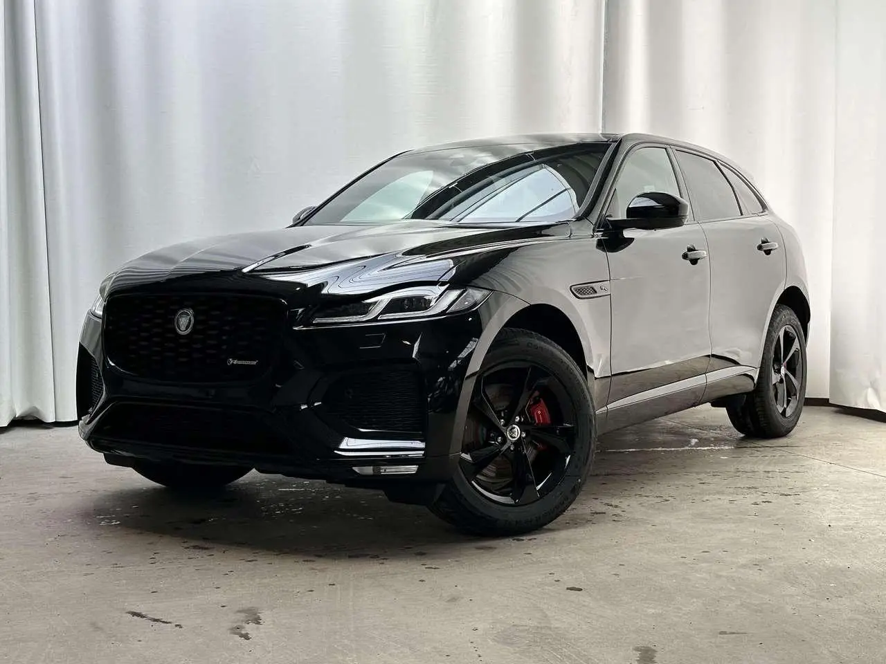 Photo 1 : Jaguar F-pace 2024 Diesel