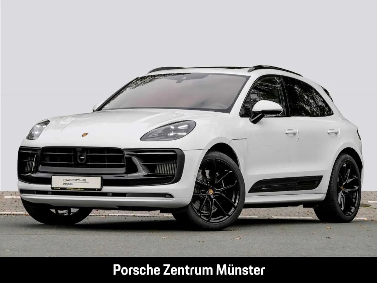 Photo 1 : Porsche Macan 2023 Essence