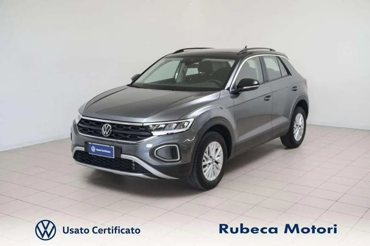 Photo 1 : Volkswagen T-roc 2022 Petrol