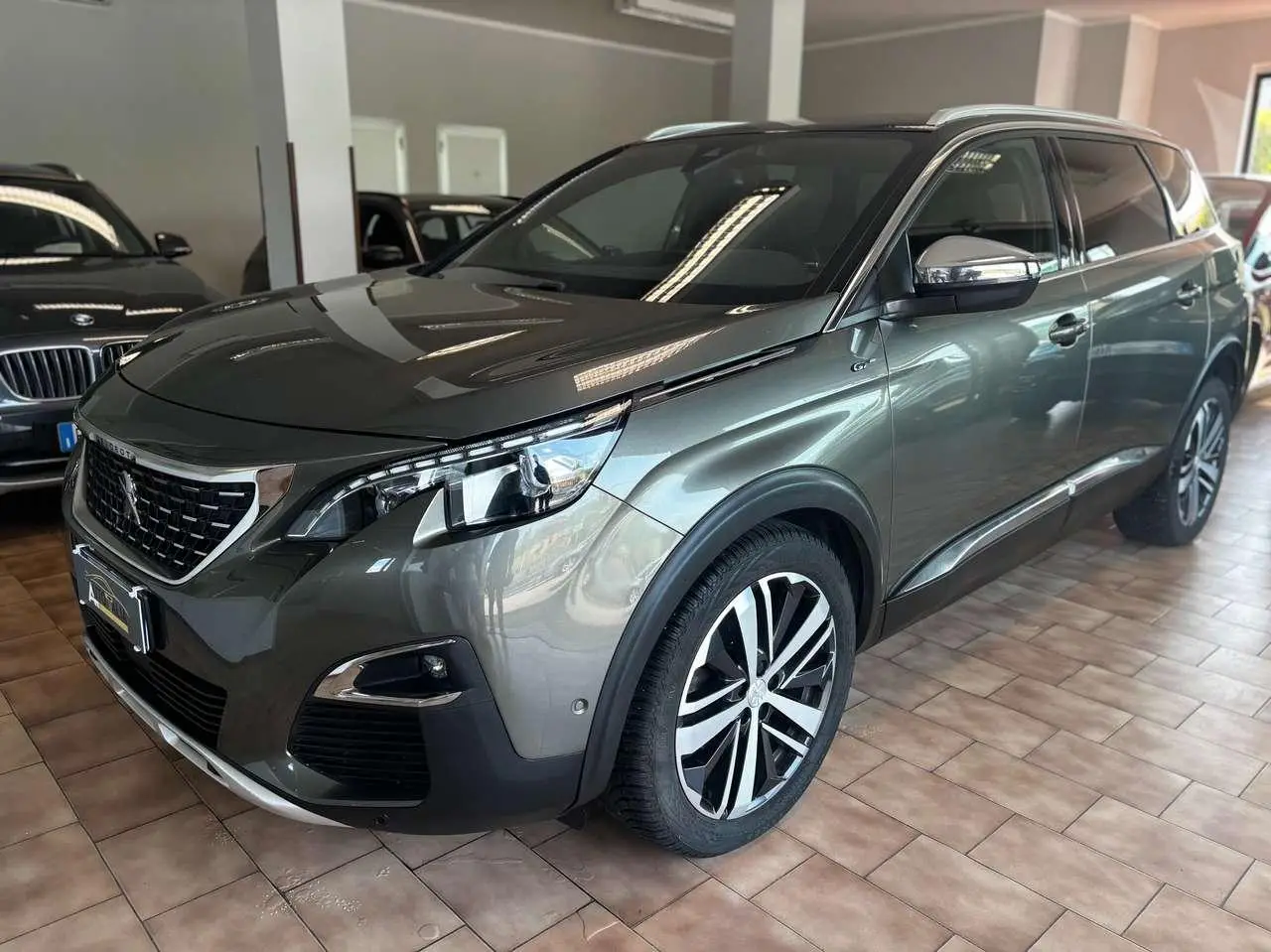 Photo 1 : Peugeot 5008 2018 Diesel