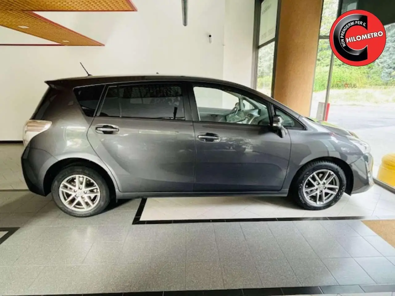 Photo 1 : Toyota Verso 2015 Diesel