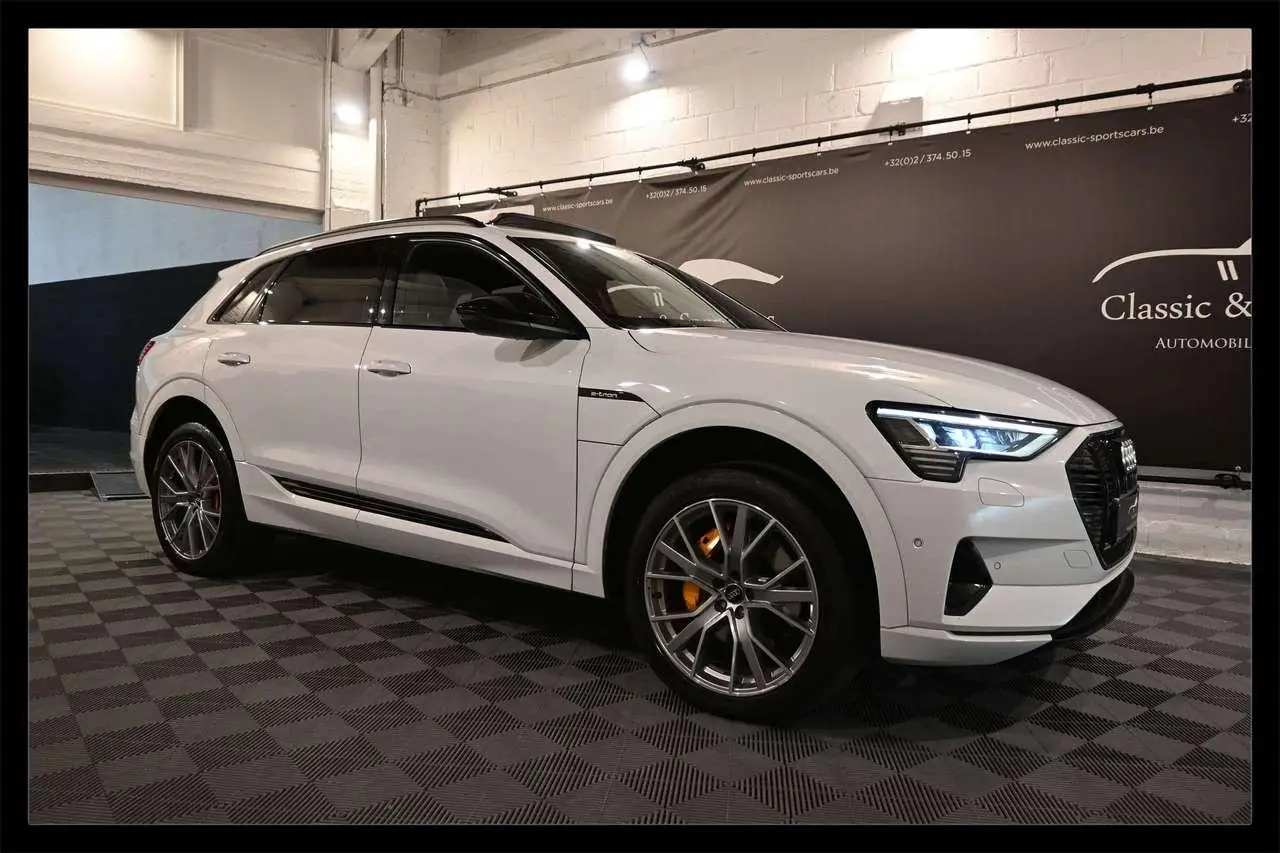 Photo 1 : Audi E-tron 2019 Électrique