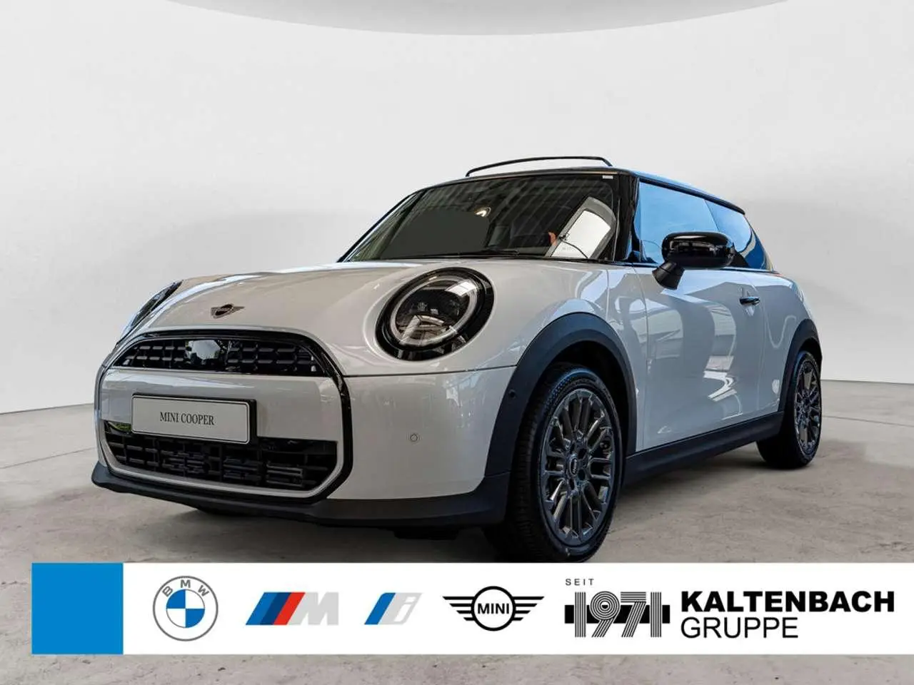 Photo 1 : Mini Cooper 2024 Essence