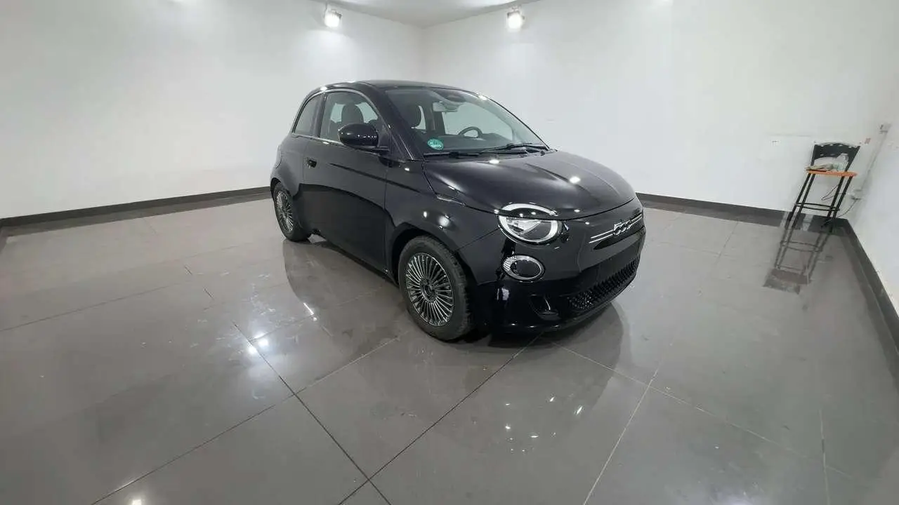 Photo 1 : Fiat 500 2022 Électrique