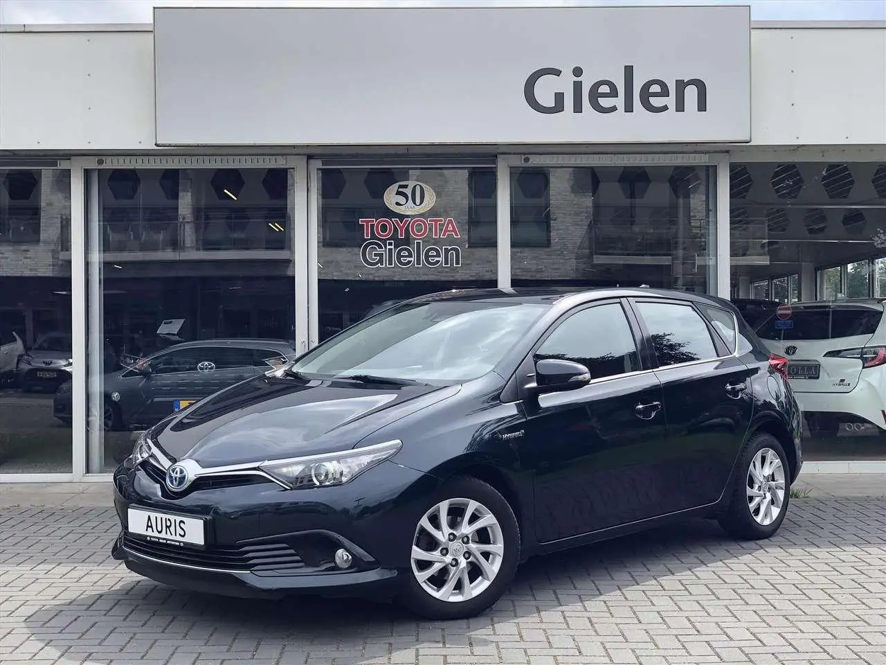 Photo 1 : Toyota Auris 2017 Hybrid