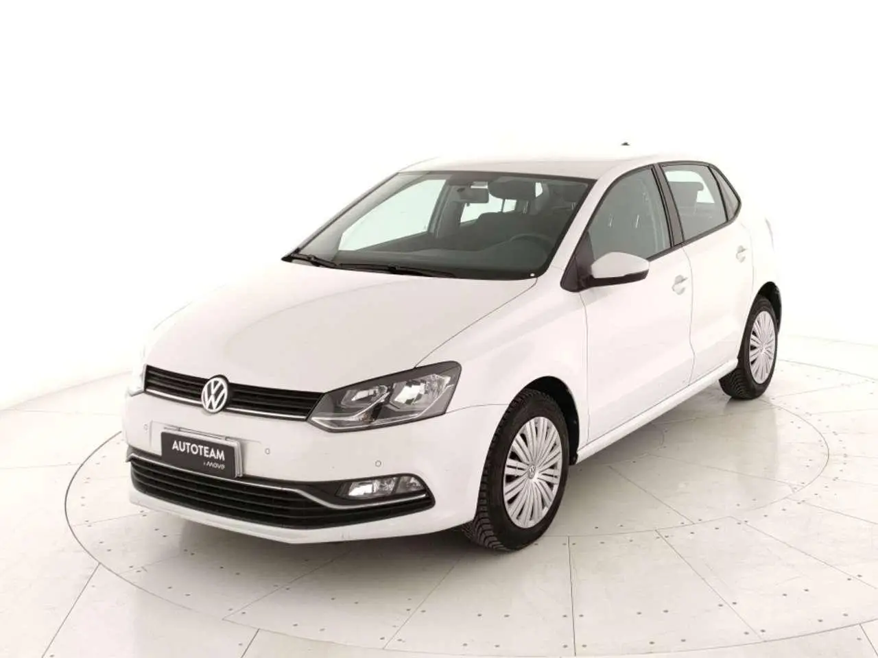 Photo 1 : Volkswagen Polo 2016 Petrol