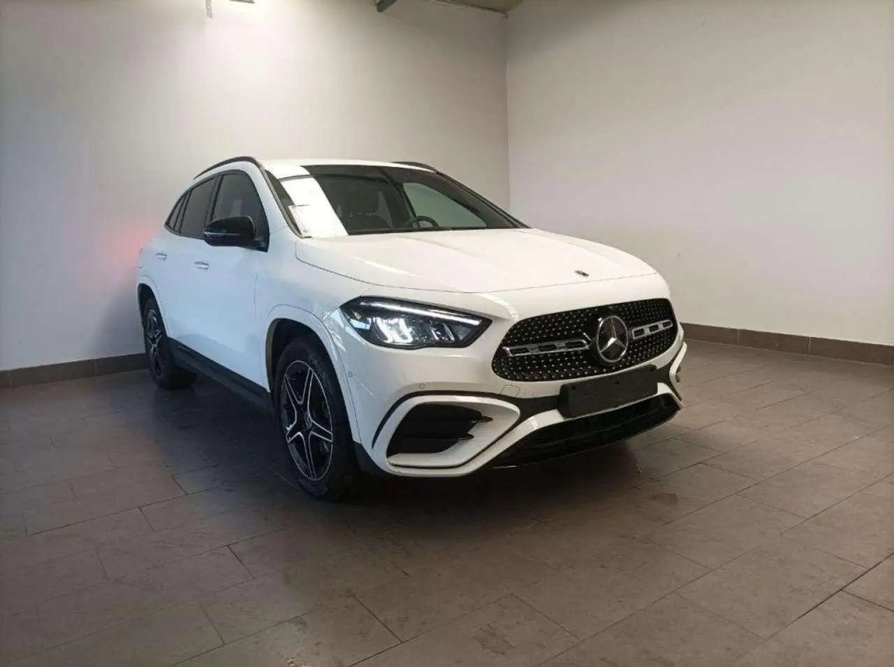 Photo 1 : Mercedes-benz Classe Gla 2023 Hybride