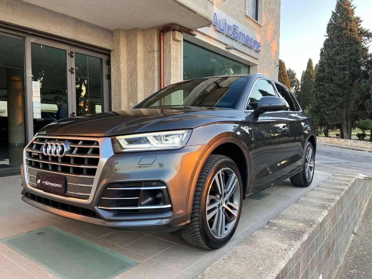 Photo 1 : Audi Q5 2019 Diesel