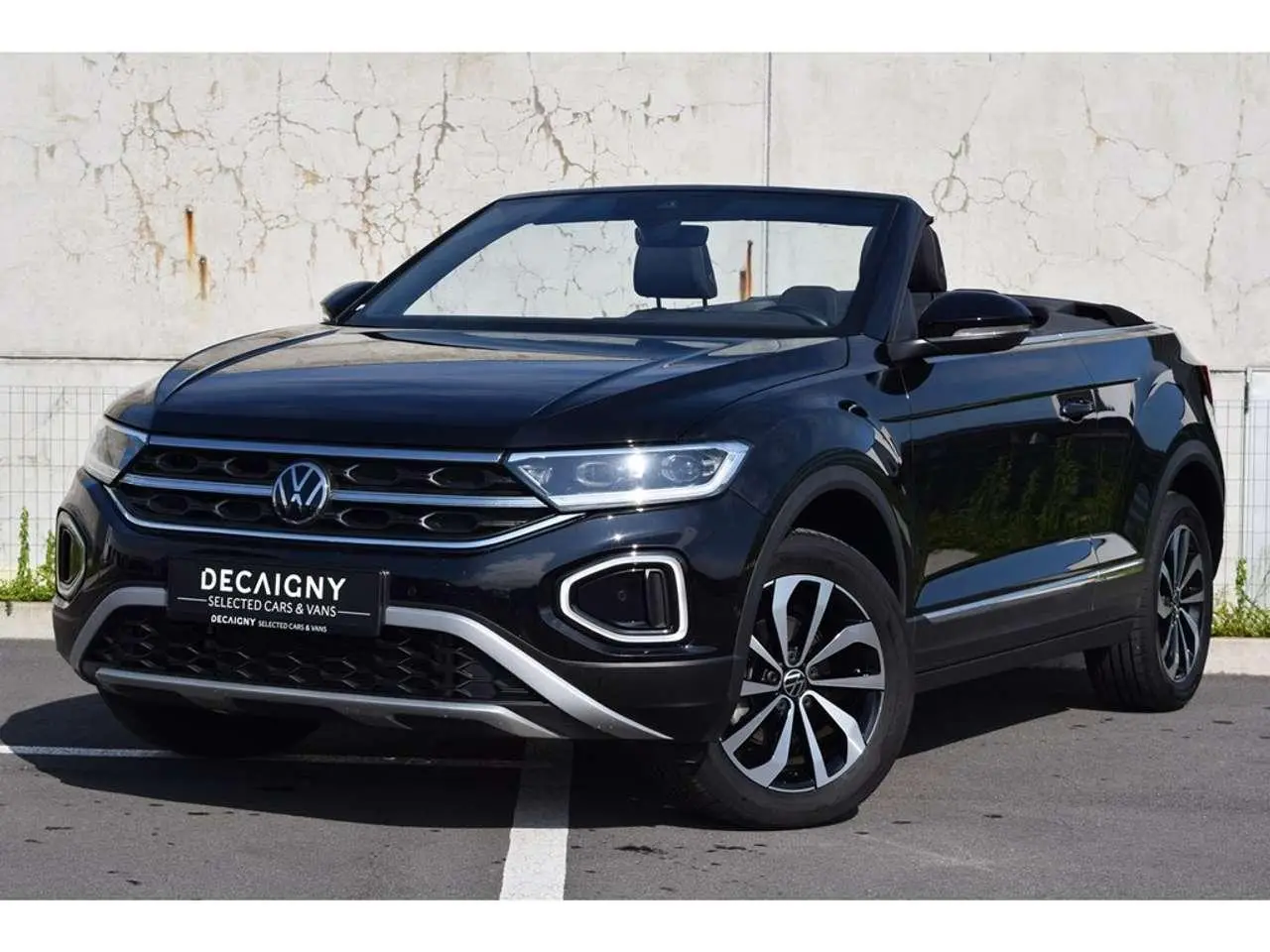 Photo 1 : Volkswagen T-roc 2023 Petrol