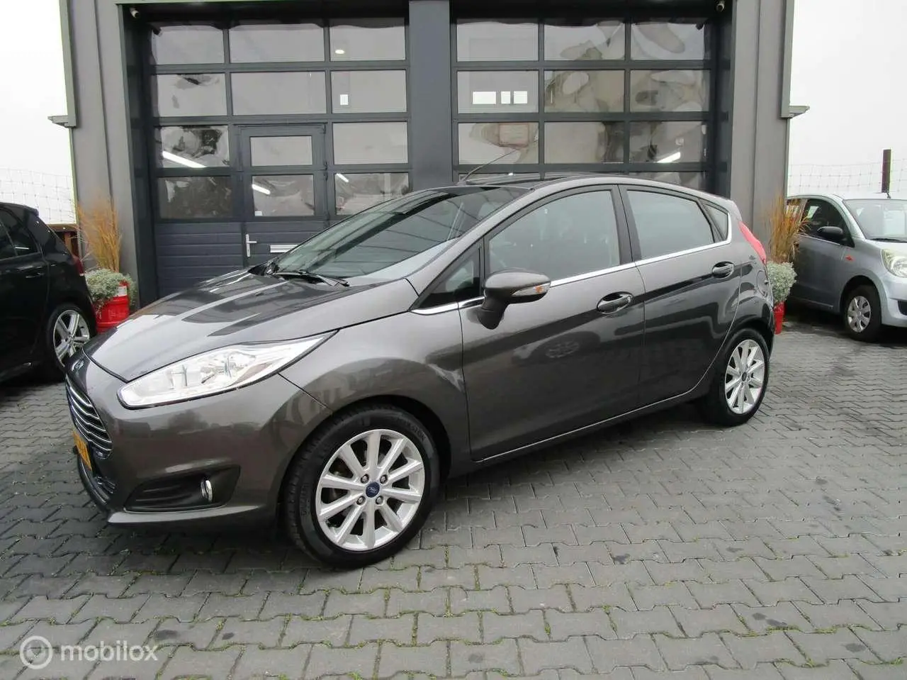 Photo 1 : Ford Fiesta 2016 Petrol