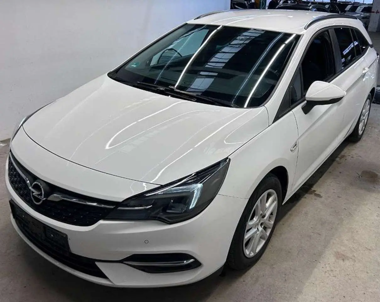 Photo 1 : Opel Astra 2020 Diesel