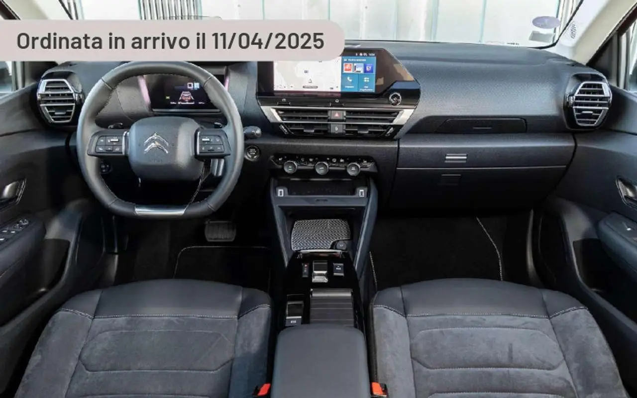 Photo 1 : Citroen C4 2024 Électrique