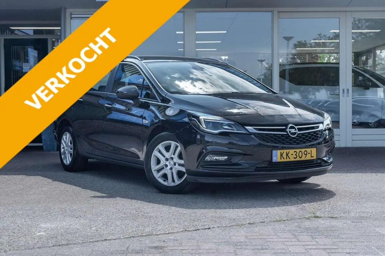 Photo 1 : Opel Astra 2016 Essence