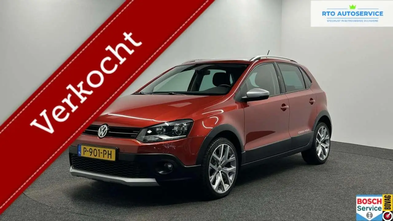 Photo 1 : Volkswagen Polo 2015 Petrol