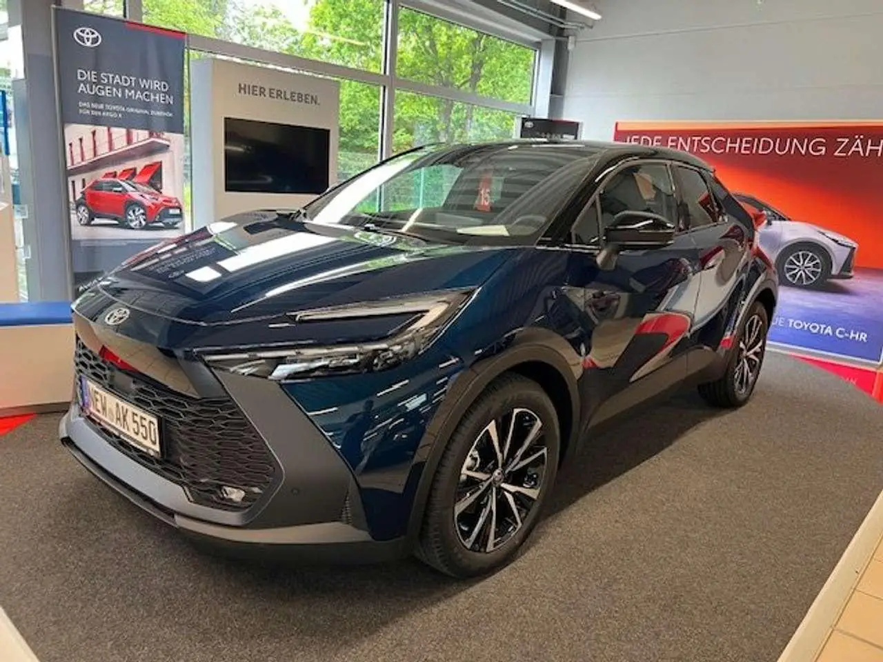 Photo 1 : Toyota C-hr 2024 Hybride