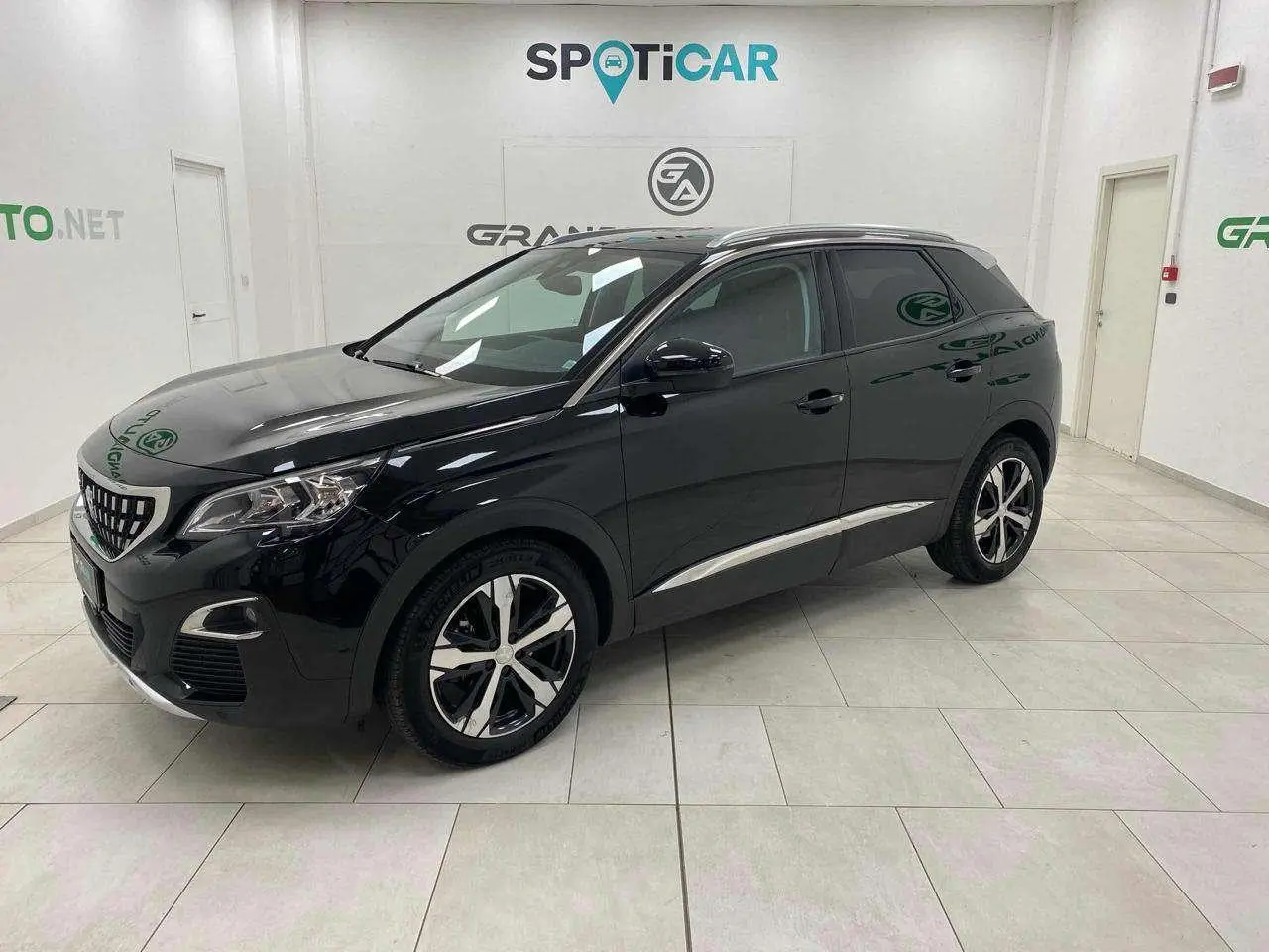 Photo 1 : Peugeot 3008 2019 Diesel