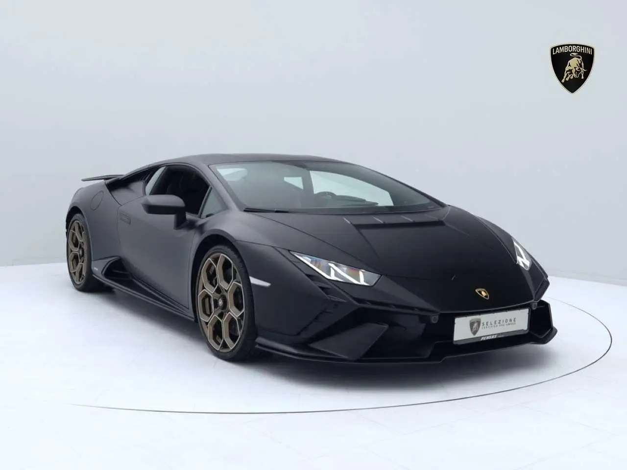 Photo 1 : Lamborghini Huracan 2023 Petrol