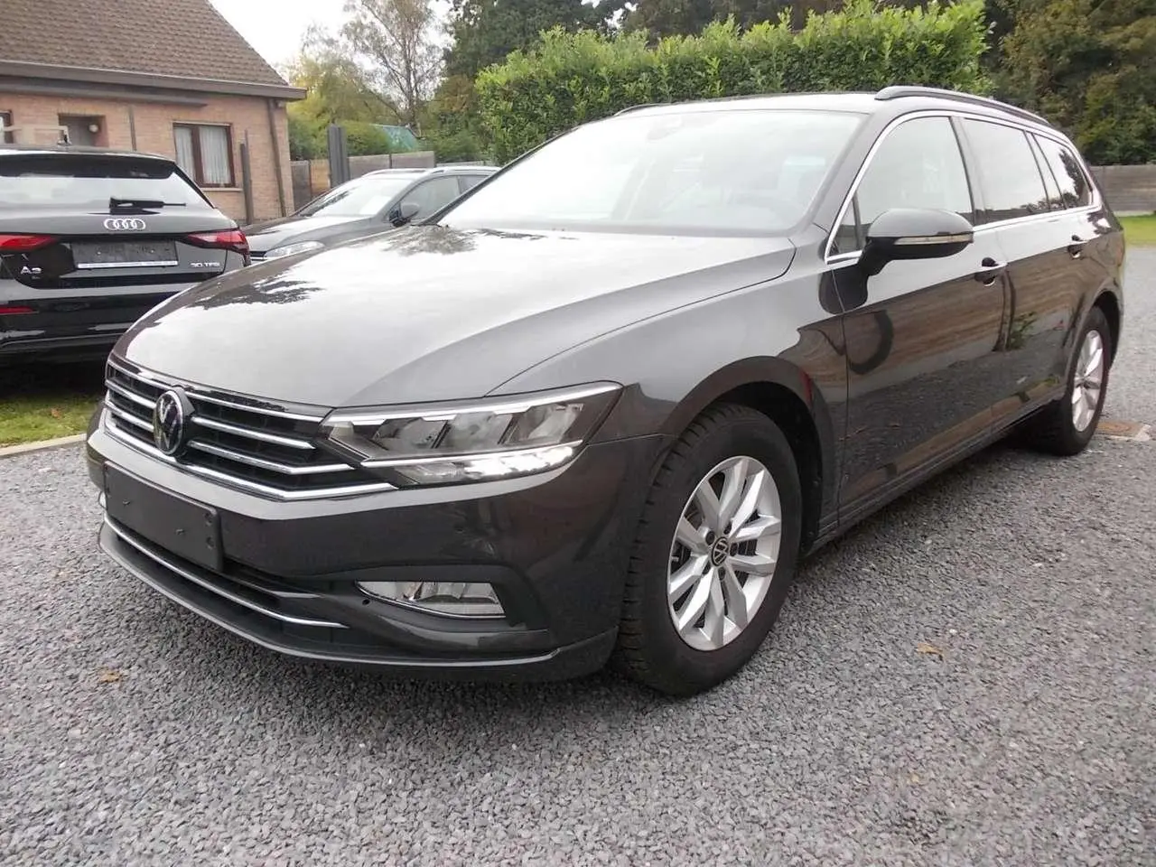 Photo 1 : Volkswagen Passat 2023 Petrol